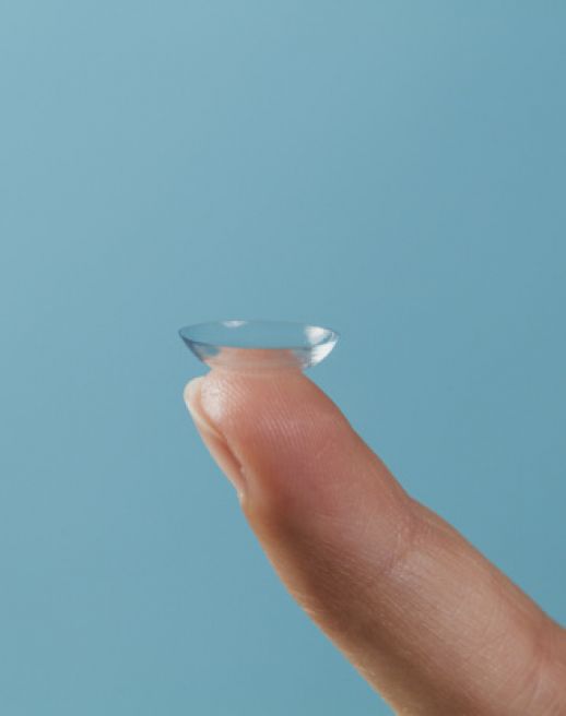 contactlensefingertip232147612253-2742.jpg